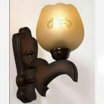 چراغ دیواری چوبی 716