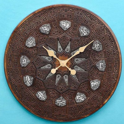 ساعت دیواری چوبی آرتا 